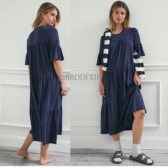 Sundry Rosanne Tiered Midi Dress size 1 navy blue color - Picture 1 of 6